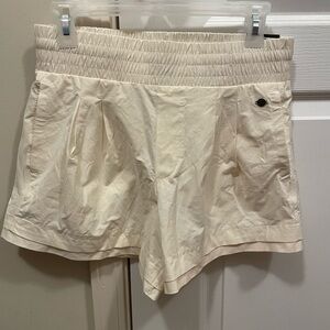 CALIA by Carrie Underwood Cream High Waist Shorts